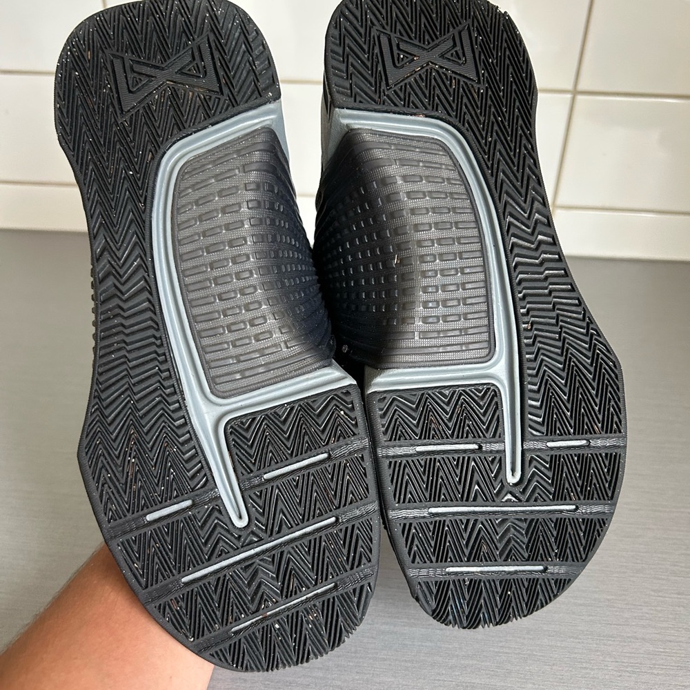 Nike Metcon 9 Black and Gray Athletic Shoes - Picture 6 of 7